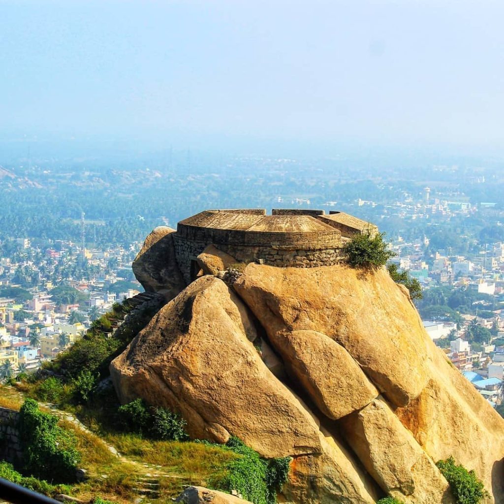 fort madhugiri hill