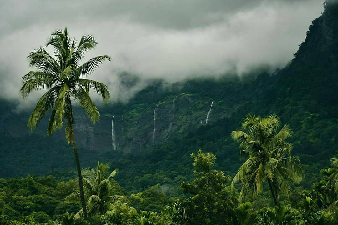 Belkal Theertha Falls