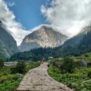 Ghangaria Base of Valley flowers trek