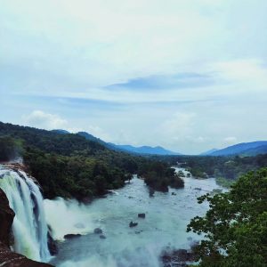 athirapally waterfalls viewpoint